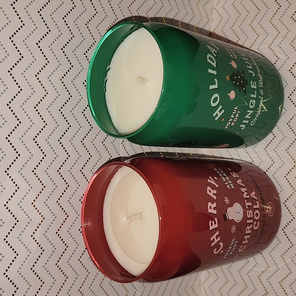 Brand new set of 2 DW Home Holiday  Jingle Juice & Cherry Christmas Cola Candle - Picture 6 of 7
